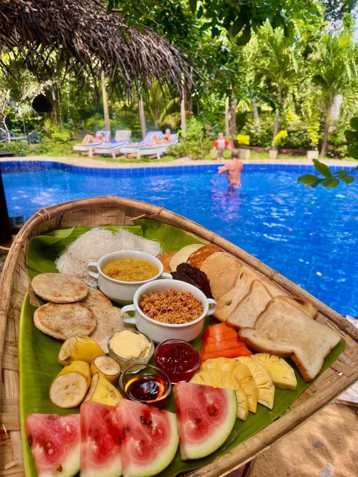 Sundaras Resort Ltd 담불라 외부 사진